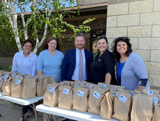 Gold Club Drive-Thru Lunch - Foley